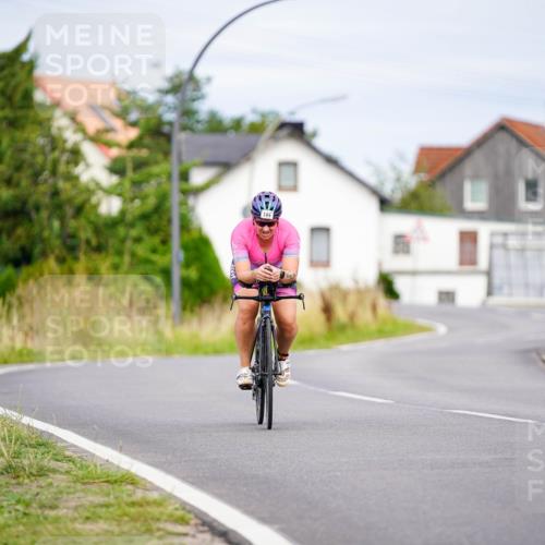 31.08.2025 - Elbe Triathlon Hamburg Michael Burmester http://msf.ph/oto/8688358 31.08.2025 15:42:49 Radfahren  meine-sportfotos.de