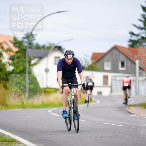 31.08.2025 - Elbe Triathlon Hamburg Michael Burmester http://msf.ph/oto/8688368 31.08.2025 15:43:25 Radfahren  meine-sportfotos.de