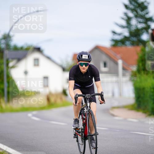31.08.2025 - Elbe Triathlon Hamburg Michael Burmester http://msf.ph/oto/8688375 31.08.2025 15:43:39 Radfahren  meine-sportfotos.de