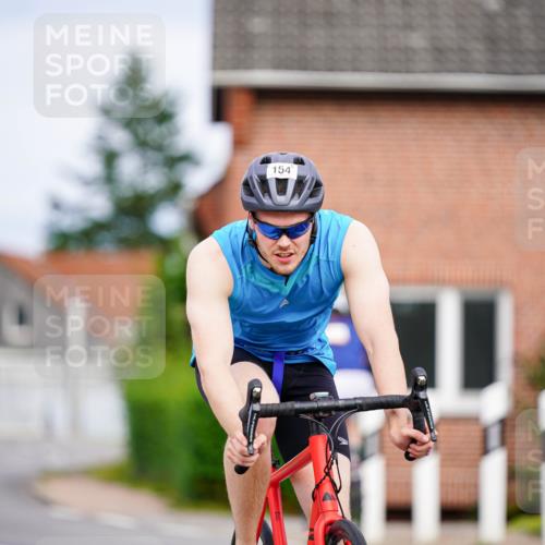 31.08.2025 - Elbe Triathlon Hamburg Michael Burmester http://msf.ph/oto/8688384 31.08.2025 15:44:01 Radfahren  meine-sportfotos.de
