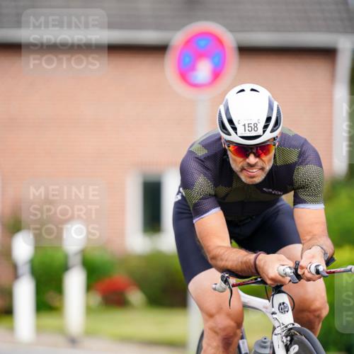 31.08.2025 - Elbe Triathlon Hamburg Michael Burmester http://msf.ph/oto/8688432 31.08.2025 15:45:37 Radfahren  meine-sportfotos.de