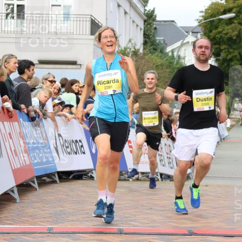 31.08.2025 - 21. Blankeneser Heldenlauf Strokosch-Dieckow http://msf.ph/oto/8688462 31.08.2025 10:29:08 Ziel 2246, 2035, 2457, 2212, 2230, 2391, 2091, 2089 meine-sportfotos.de