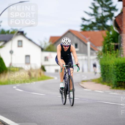 31.08.2025 - Elbe Triathlon Hamburg Michael Burmester http://msf.ph/oto/8688492 31.08.2025 15:47:38 Radfahren  meine-sportfotos.de