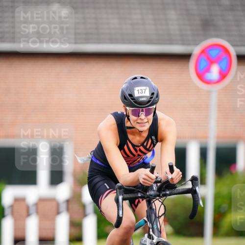 31.08.2025 - Elbe Triathlon Hamburg Michael Burmester http://msf.ph/oto/8688506 31.08.2025 15:47:52 Radfahren  meine-sportfotos.de