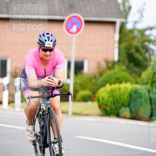 31.08.2025 - Elbe Triathlon Hamburg Michael Burmester http://msf.ph/oto/8688560 31.08.2025 15:51:42 Radfahren  meine-sportfotos.de