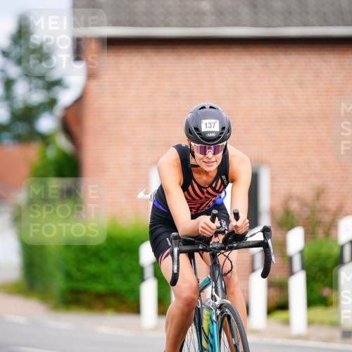31.08.2025 - Elbe Triathlon Hamburg Michael Burmester http://msf.ph/oto/8688588 31.08.2025 15:52:05 Radfahren  meine-sportfotos.de