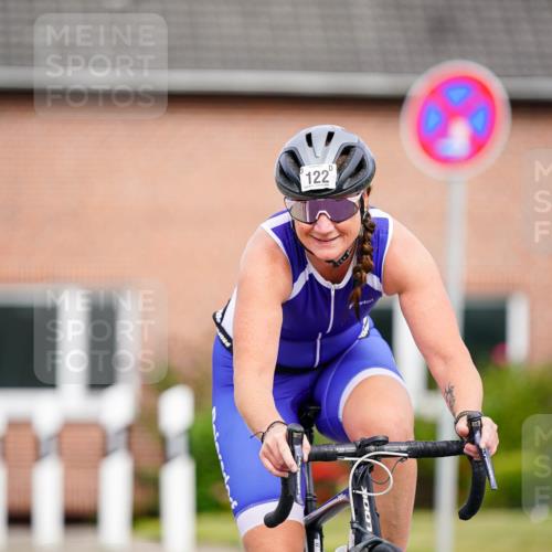 31.08.2025 - Elbe Triathlon Hamburg Michael Burmester http://msf.ph/oto/8688632 31.08.2025 15:52:38 Radfahren  meine-sportfotos.de