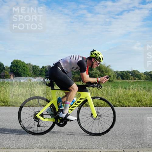31.08.2025 - Elbe Triathlon Hamburg Michael Burmester http://msf.ph/oto/8688647 31.08.2025 09:06:10 Radfahren 189, 219, 343, 392 meine-sportfotos.de