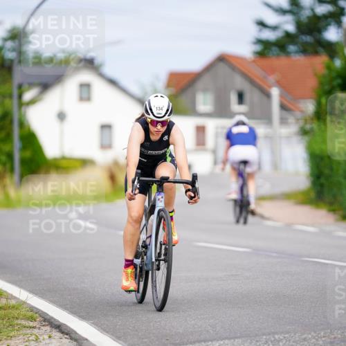 31.08.2025 - Elbe Triathlon Hamburg Michael Burmester http://msf.ph/oto/8688663 31.08.2025 15:55:19 Radfahren  meine-sportfotos.de