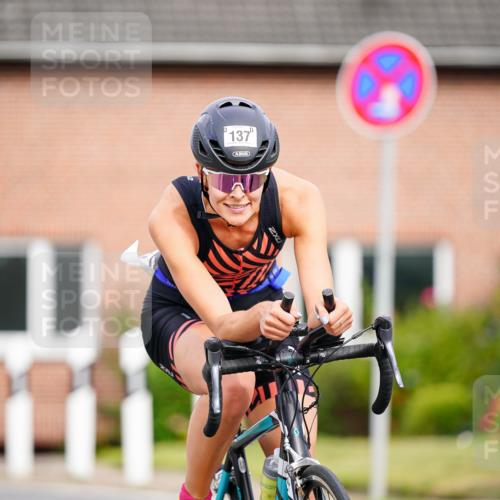 31.08.2025 - Elbe Triathlon Hamburg Michael Burmester http://msf.ph/oto/8688681 31.08.2025 15:56:25 Radfahren  meine-sportfotos.de