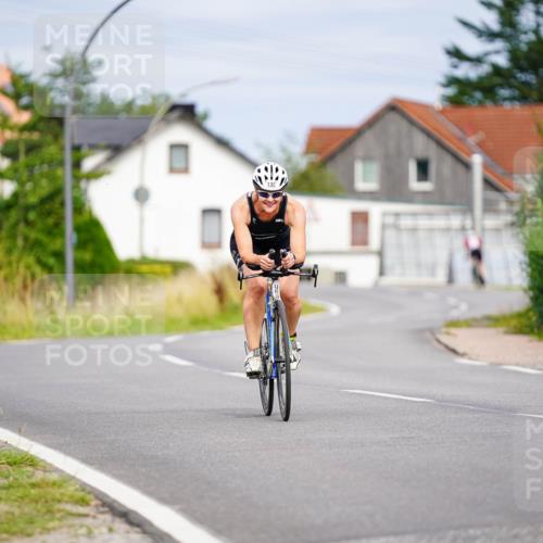 31.08.2025 - Elbe Triathlon Hamburg Michael Burmester http://msf.ph/oto/8688683 31.08.2025 15:56:51 Radfahren  meine-sportfotos.de