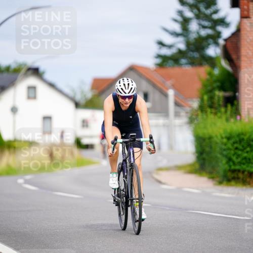 31.08.2025 - Elbe Triathlon Hamburg Michael Burmester http://msf.ph/oto/8688696 31.08.2025 15:56:58 Radfahren  meine-sportfotos.de