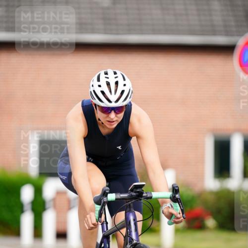 31.08.2025 - Elbe Triathlon Hamburg Michael Burmester http://msf.ph/oto/8688699 31.08.2025 15:56:59 Radfahren  meine-sportfotos.de