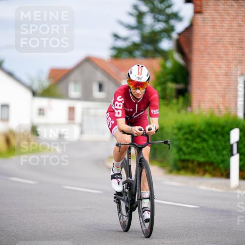 31.08.2025 - Elbe Triathlon Hamburg Michael Burmester http://msf.ph/oto/8688749 31.08.2025 15:58:37 Radfahren  meine-sportfotos.de