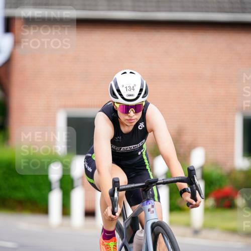 31.08.2025 - Elbe Triathlon Hamburg Michael Burmester http://msf.ph/oto/8688795 31.08.2025 15:59:48 Radfahren  meine-sportfotos.de