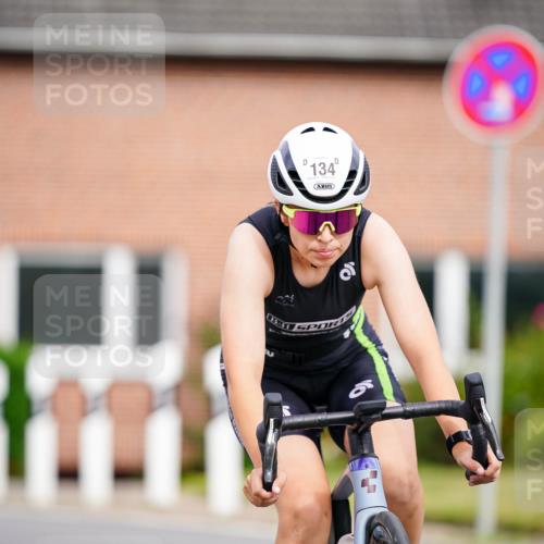 31.08.2025 - Elbe Triathlon Hamburg Michael Burmester http://msf.ph/oto/8688799 31.08.2025 15:59:48 Radfahren  meine-sportfotos.de