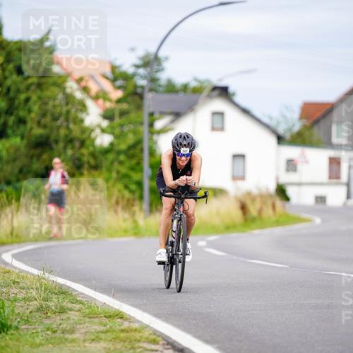 31.08.2025 - Elbe Triathlon Hamburg Michael Burmester http://msf.ph/oto/8688816 31.08.2025 16:00:42 Radfahren  meine-sportfotos.de