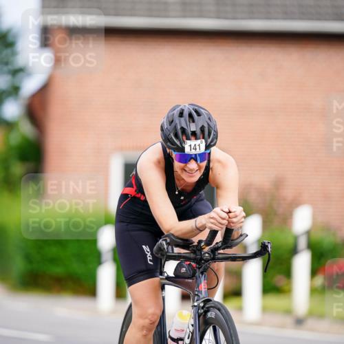 31.08.2025 - Elbe Triathlon Hamburg Michael Burmester http://msf.ph/oto/8688821 31.08.2025 16:00:43 Radfahren  meine-sportfotos.de