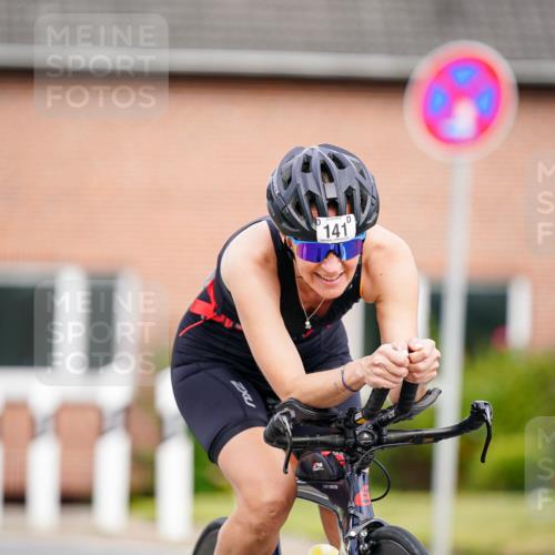 31.08.2025 - Elbe Triathlon Hamburg Michael Burmester http://msf.ph/oto/8688824 31.08.2025 16:00:44 Radfahren  meine-sportfotos.de