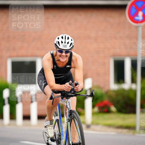31.08.2025 - Elbe Triathlon Hamburg Michael Burmester http://msf.ph/oto/8688831 31.08.2025 16:01:34 Radfahren  meine-sportfotos.de