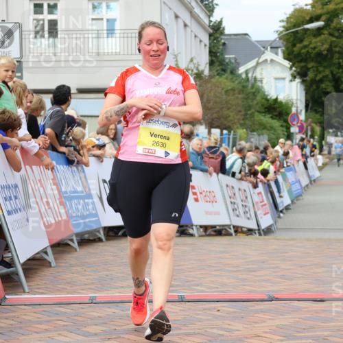 31.08.2025 - 21. Blankeneser Heldenlauf Strokosch-Dieckow http://msf.ph/oto/8688844 31.08.2025 10:34:13 Ziel 2724, 2630, 2171 meine-sportfotos.de