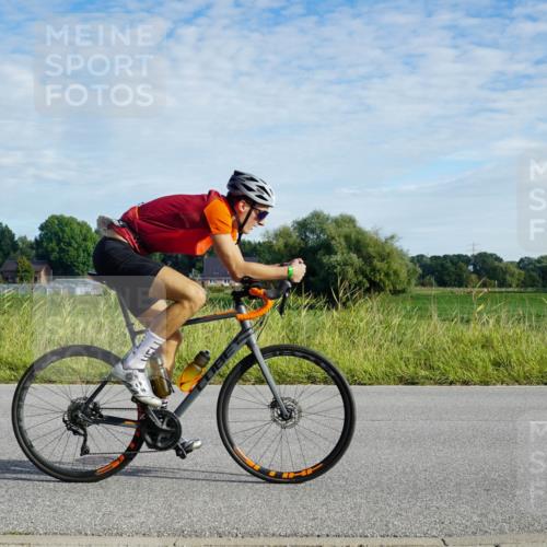 31.08.2025 - Elbe Triathlon Hamburg Michael Burmester http://msf.ph/oto/8688847 31.08.2025 09:11:14 Radfahren 395, 600 meine-sportfotos.de