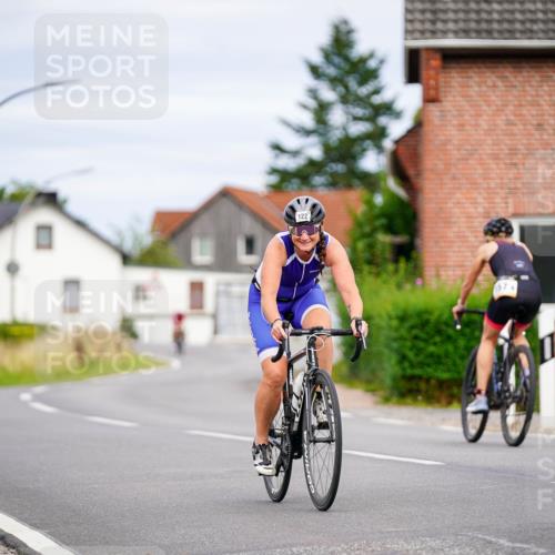 31.08.2025 - Elbe Triathlon Hamburg Michael Burmester http://msf.ph/oto/8688864 31.08.2025 16:02:32 Radfahren  meine-sportfotos.de