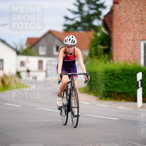 31.08.2025 - Elbe Triathlon Hamburg Michael Burmester http://msf.ph/oto/8688897 31.08.2025 16:02:53 Radfahren  meine-sportfotos.de