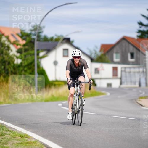 31.08.2025 - Elbe Triathlon Hamburg Michael Burmester http://msf.ph/oto/8688907 31.08.2025 16:03:34 Radfahren  meine-sportfotos.de
