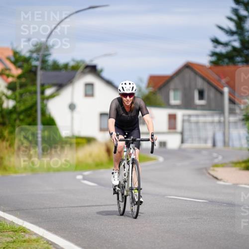 31.08.2025 - Elbe Triathlon Hamburg Michael Burmester http://msf.ph/oto/8688911 31.08.2025 16:03:34 Radfahren  meine-sportfotos.de
