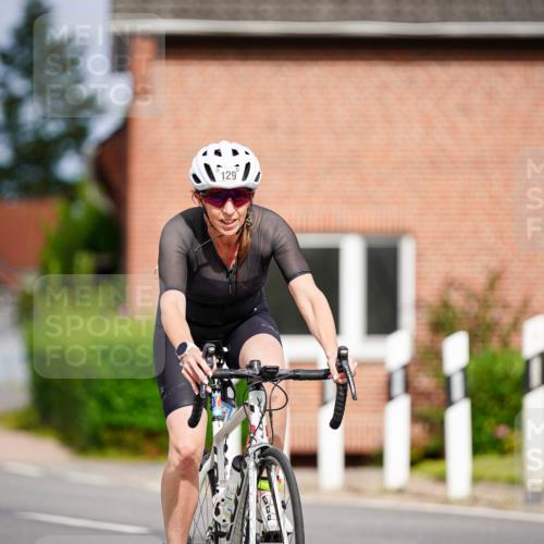 31.08.2025 - Elbe Triathlon Hamburg Michael Burmester http://msf.ph/oto/8688916 31.08.2025 16:03:36 Radfahren  meine-sportfotos.de