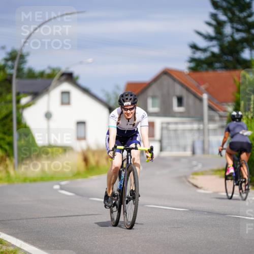 31.08.2025 - Elbe Triathlon Hamburg Michael Burmester http://msf.ph/oto/8688923 31.08.2025 16:03:56 Radfahren  meine-sportfotos.de