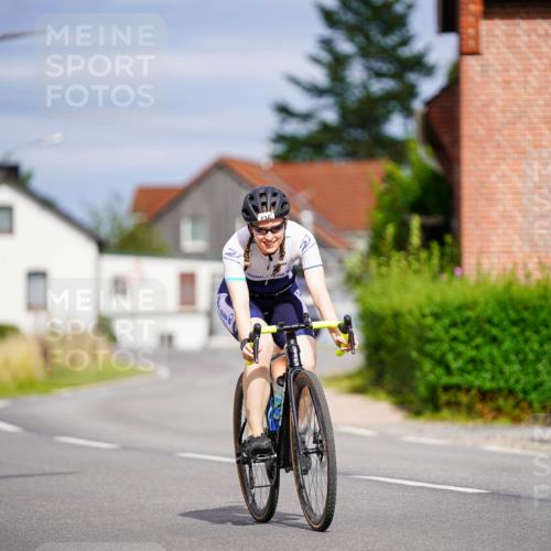 31.08.2025 - Elbe Triathlon Hamburg Michael Burmester http://msf.ph/oto/8688930 31.08.2025 16:03:56 Radfahren  meine-sportfotos.de