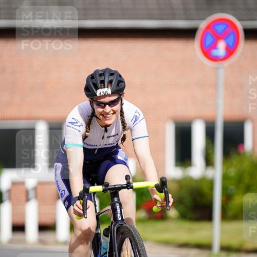31.08.2025 - Elbe Triathlon Hamburg Michael Burmester http://msf.ph/oto/8688932 31.08.2025 16:03:57 Radfahren  meine-sportfotos.de