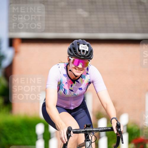 31.08.2025 - Elbe Triathlon Hamburg Michael Burmester http://msf.ph/oto/8688950 31.08.2025 16:04:12 Radfahren  meine-sportfotos.de