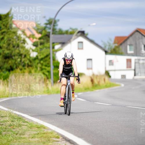 31.08.2025 - Elbe Triathlon Hamburg Michael Burmester http://msf.ph/oto/8688952 31.08.2025 16:04:21 Radfahren  meine-sportfotos.de
