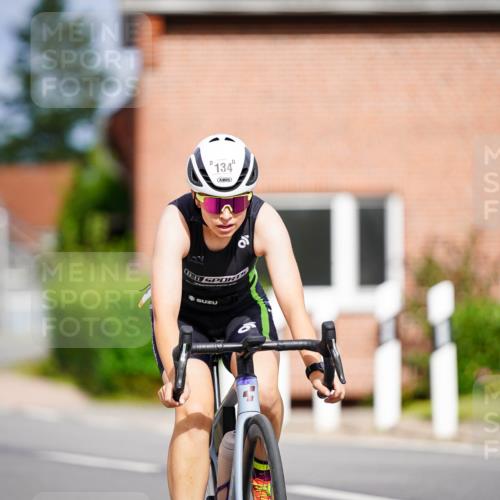 31.08.2025 - Elbe Triathlon Hamburg Michael Burmester http://msf.ph/oto/8688959 31.08.2025 16:04:23 Radfahren  meine-sportfotos.de