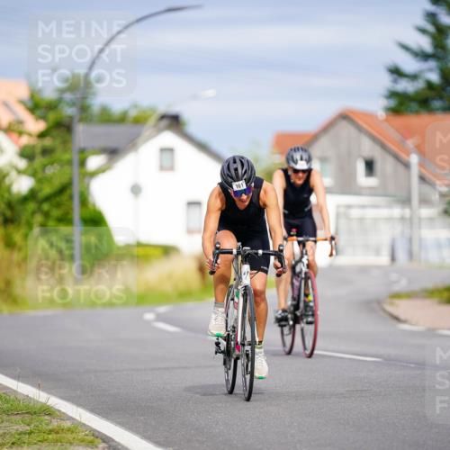 31.08.2025 - Elbe Triathlon Hamburg Michael Burmester http://msf.ph/oto/8688968 31.08.2025 16:04:39 Radfahren  meine-sportfotos.de