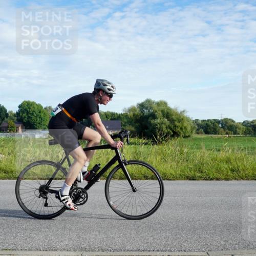 31.08.2025 - Elbe Triathlon Hamburg Michael Burmester http://msf.ph/oto/8688971 31.08.2025 09:13:37 Radfahren 197, 393 meine-sportfotos.de