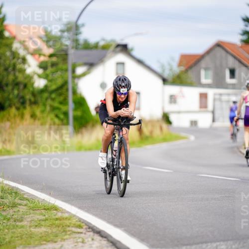 31.08.2025 - Elbe Triathlon Hamburg Michael Burmester http://msf.ph/oto/8688981 31.08.2025 16:05:07 Radfahren  meine-sportfotos.de