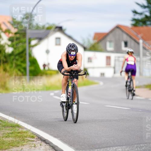 31.08.2025 - Elbe Triathlon Hamburg Michael Burmester http://msf.ph/oto/8688985 31.08.2025 16:05:07 Radfahren  meine-sportfotos.de