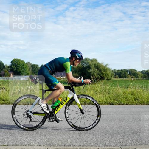 31.08.2025 - Elbe Triathlon Hamburg Michael Burmester http://msf.ph/oto/8688992 31.08.2025 09:14:03 Radfahren 210, 221, 282, 305, 360, 384, 519, 551, 554 meine-sportfotos.de