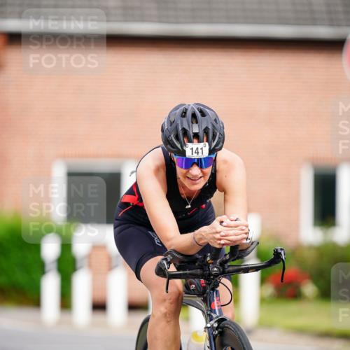 31.08.2025 - Elbe Triathlon Hamburg Michael Burmester http://msf.ph/oto/8688993 31.08.2025 16:05:08 Radfahren  meine-sportfotos.de