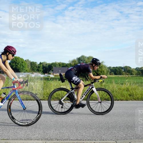 31.08.2025 - Elbe Triathlon Hamburg Michael Burmester http://msf.ph/oto/8689011 31.08.2025 09:14:18 Radfahren 216, 249, 256, 357, 496 meine-sportfotos.de