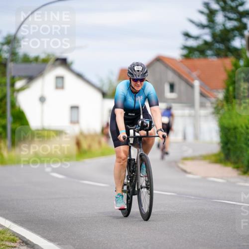 31.08.2025 - Elbe Triathlon Hamburg Michael Burmester http://msf.ph/oto/8689013 31.08.2025 16:06:47 Radfahren  meine-sportfotos.de