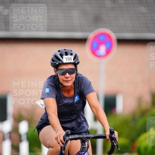 31.08.2025 - Elbe Triathlon Hamburg Michael Burmester http://msf.ph/oto/8689024 31.08.2025 16:07:03 Radfahren  meine-sportfotos.de