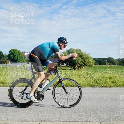 31.08.2025 - Elbe Triathlon Hamburg Michael Burmester http://msf.ph/oto/8689039 31.08.2025 09:14:51 Radfahren 354, 377 meine-sportfotos.de