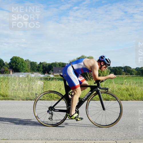31.08.2025 - Elbe Triathlon Hamburg Michael Burmester http://msf.ph/oto/8689041 31.08.2025 09:14:57 Radfahren 280, 354, 431 meine-sportfotos.de