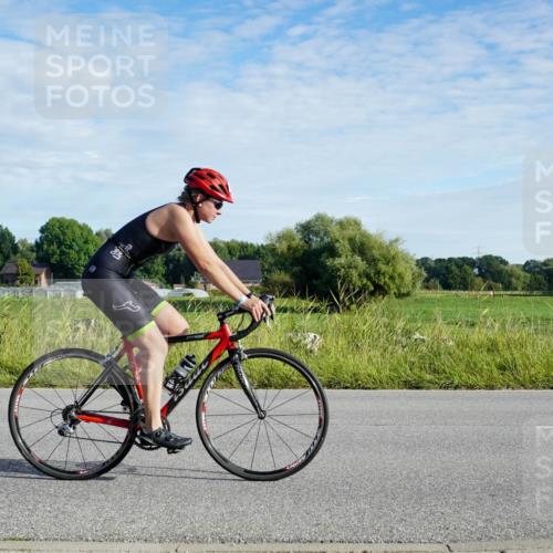 31.08.2025 - Elbe Triathlon Hamburg Michael Burmester http://msf.ph/oto/8689052 31.08.2025 09:15:09 Radfahren 291, 333, 359, 534 meine-sportfotos.de