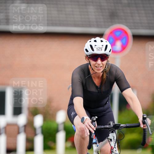 31.08.2025 - Elbe Triathlon Hamburg Michael Burmester http://msf.ph/oto/8689053 31.08.2025 16:08:28 Radfahren  meine-sportfotos.de